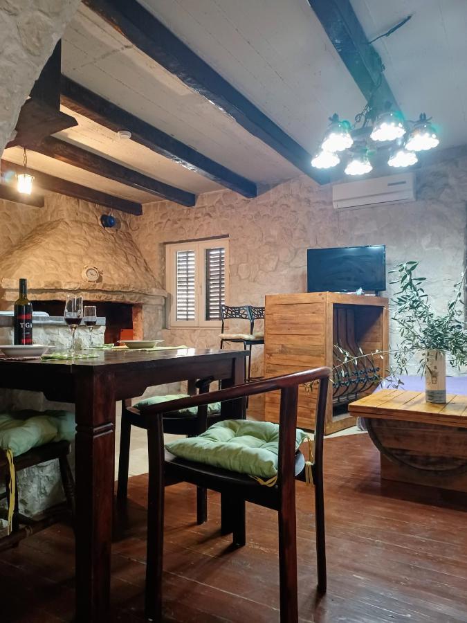 Dalmatia Rustica Comfortable One Bedroom+Fireplace Zara Esterno foto